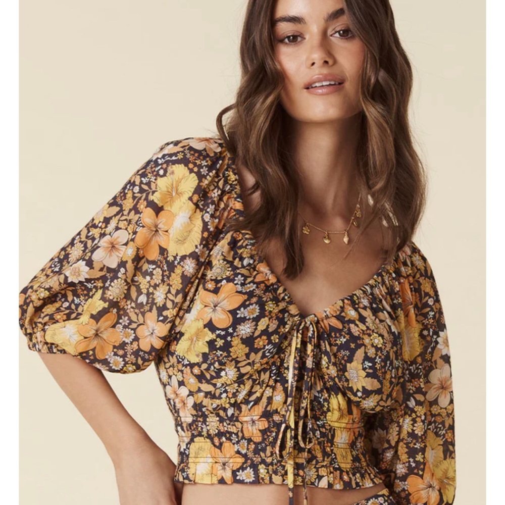 Spell The Gypsy - Hibiscus Lane Short Sleeved Top